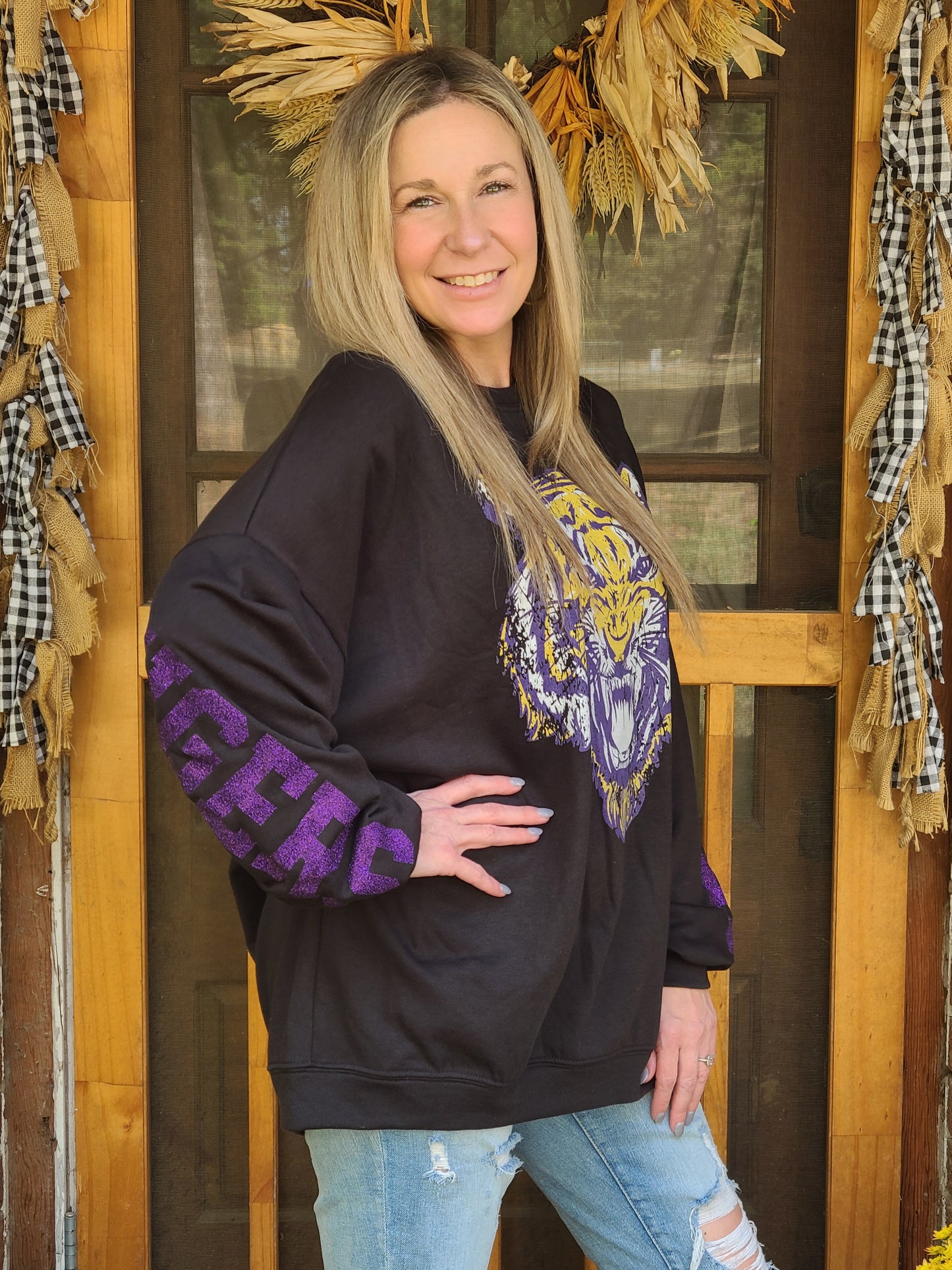 Hear Me Roar - Black